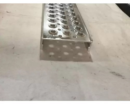 INTERNATIONAL Prostar  Step