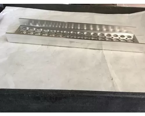 INTERNATIONAL Prostar  Step