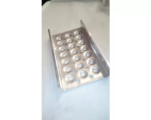 INTERNATIONAL Prostar  Step