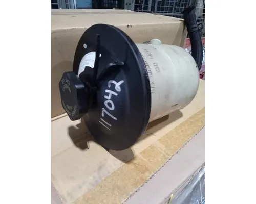 INTERNATIONAL Prostar 710 Power Steering Reservoirs