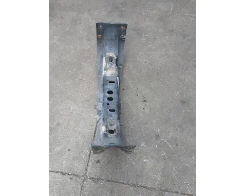INTERNATIONAL Prostar 724 Crossmembers