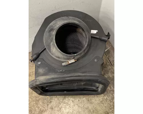 INTERNATIONAL Prostar Air Cleaner