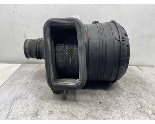 INTERNATIONAL Prostar Air Cleaner