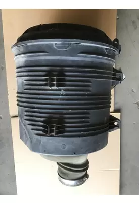 INTERNATIONAL Prostar Air Cleaner