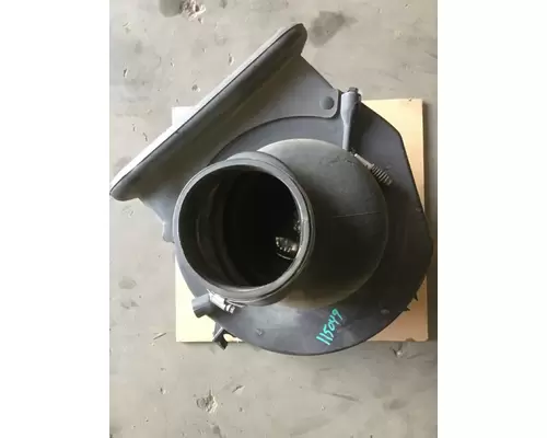 INTERNATIONAL Prostar Air Cleaner