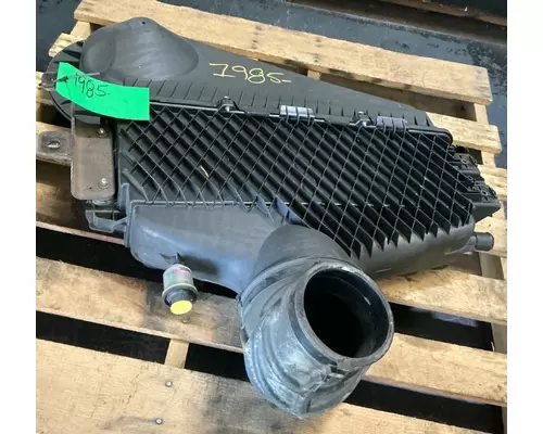 INTERNATIONAL Prostar Air Cleaner