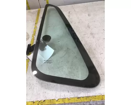 INTERNATIONAL Prostar Back Glass