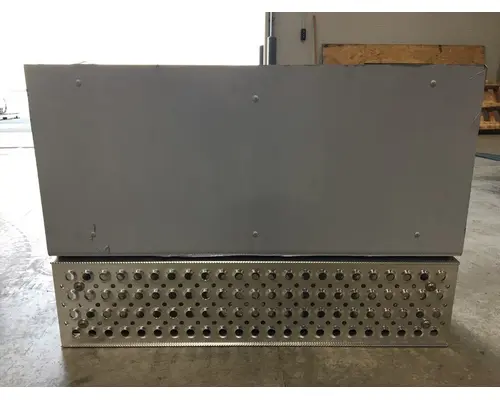 INTERNATIONAL Prostar Battery Box