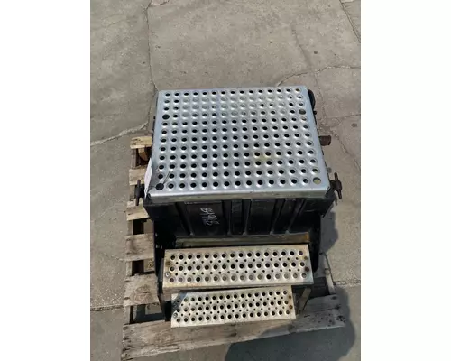 INTERNATIONAL Prostar Battery Box