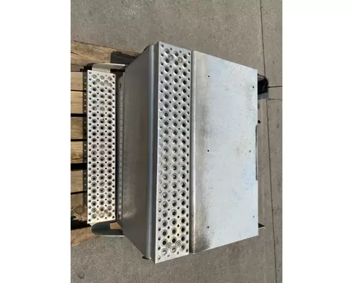 INTERNATIONAL Prostar Battery Box