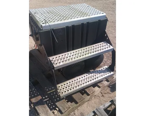 INTERNATIONAL Prostar Battery Box