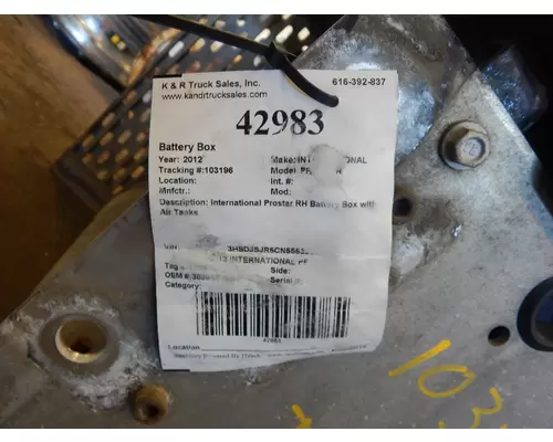 INTERNATIONAL Prostar Battery Box
