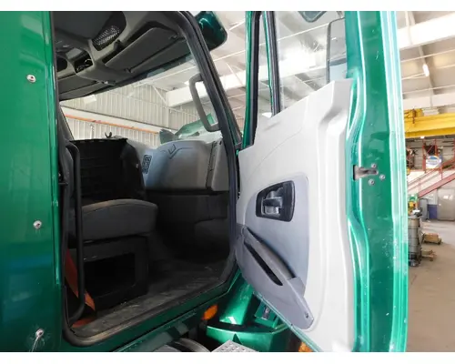 INTERNATIONAL Prostar Battery Box