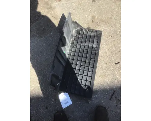 INTERNATIONAL Prostar Battery Box