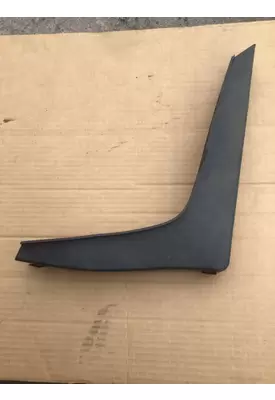 INTERNATIONAL Prostar Bracket, Cab Extender