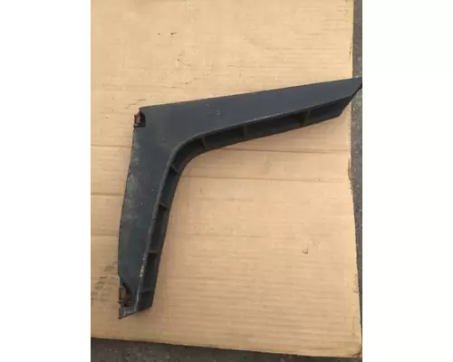 INTERNATIONAL Prostar Bracket, Cab Extender