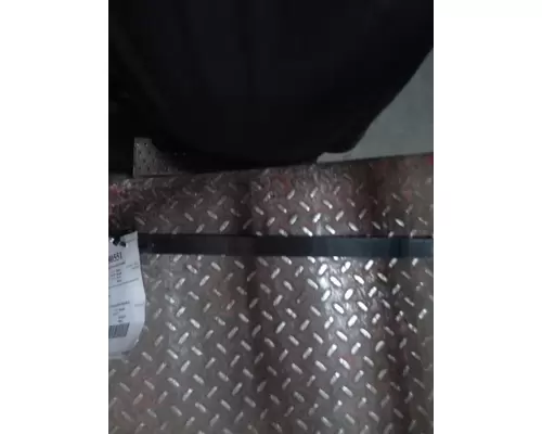 INTERNATIONAL Prostar Bracket, Cab Extender