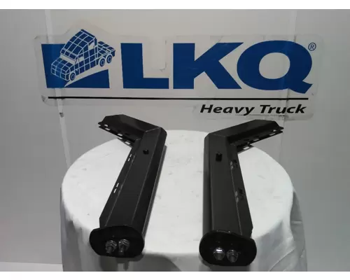 INTERNATIONAL Prostar Brackets, Misc.