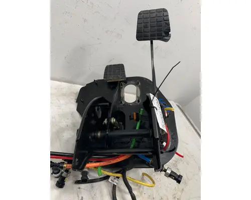 INTERNATIONAL Prostar Brake  Clutch Pedal Box