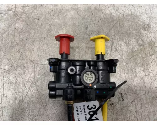 INTERNATIONAL Prostar Brake Proportioning Valve