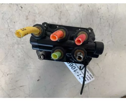 INTERNATIONAL Prostar Brake Proportioning Valve