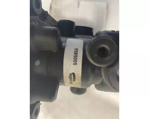 INTERNATIONAL Prostar Brake Proportioning Valve