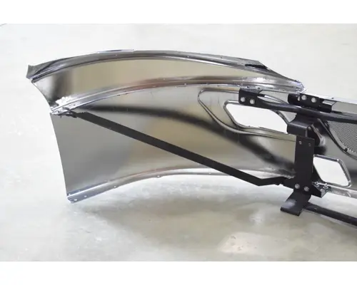 INTERNATIONAL Prostar Bumper Assembly, Front