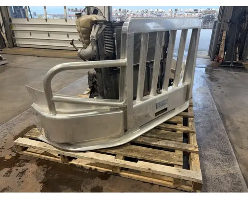 INTERNATIONAL Prostar Bumper Assembly, Front