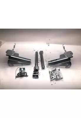 INTERNATIONAL Prostar Bumper Bracket, Front