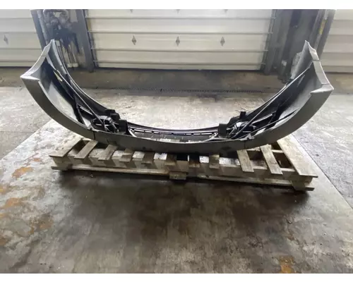 INTERNATIONAL Prostar Bumper