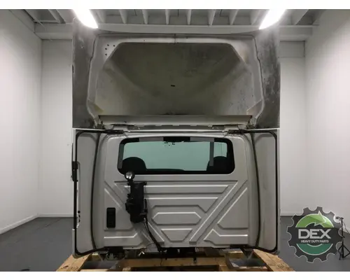 INTERNATIONAL Prostar Cab