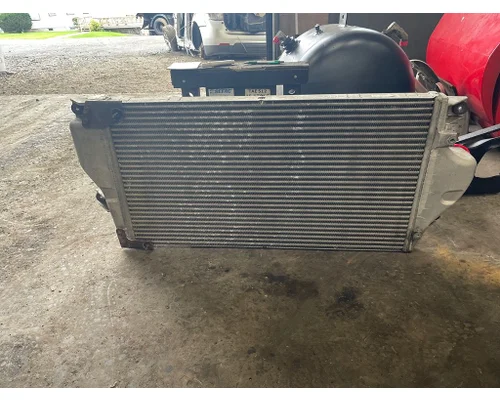 INTERNATIONAL Prostar Charge Air Cooler (ATAAC)