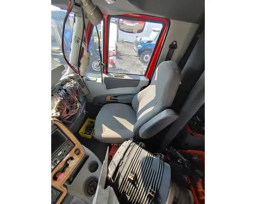 INTERNATIONAL Prostar Complete Vehicle