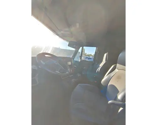 INTERNATIONAL Prostar Complete Vehicle