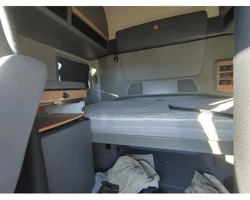 INTERNATIONAL Prostar Complete Vehicle