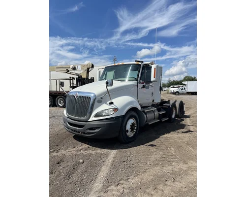 INTERNATIONAL Prostar Complete Vehicle
