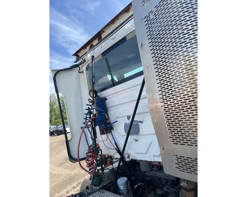 INTERNATIONAL Prostar Complete Vehicle