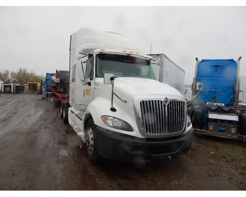 INTERNATIONAL Prostar Cowl