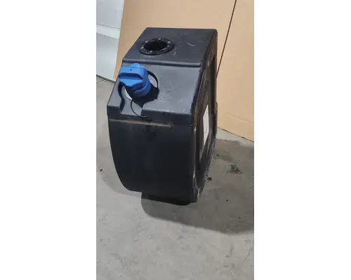 INTERNATIONAL Prostar DEF Tank