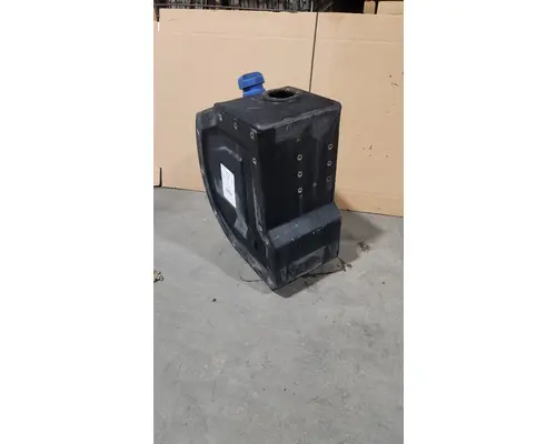 INTERNATIONAL Prostar DEF Tank