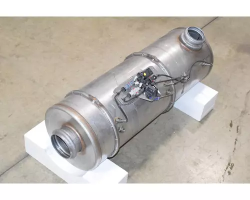 INTERNATIONAL Prostar DPF (Diesel Particulate Filter)