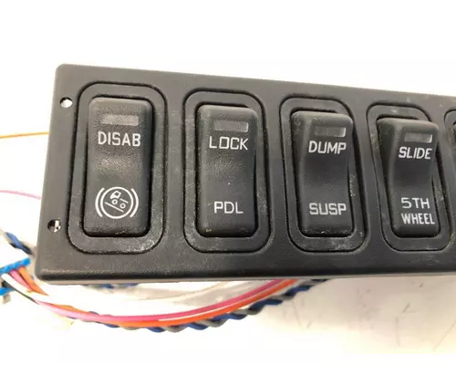INTERNATIONAL Prostar Dash  Console Switch