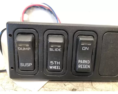 INTERNATIONAL Prostar Dash  Console Switch