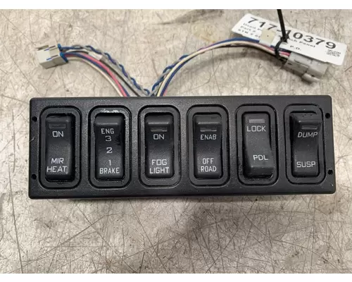 INTERNATIONAL Prostar Dash  Console Switch