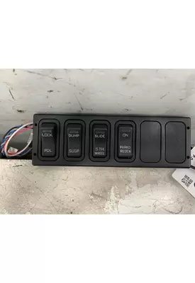 INTERNATIONAL Prostar Dash / Console Switch