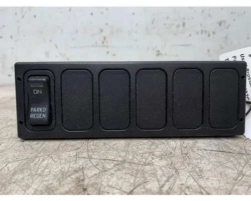 INTERNATIONAL Prostar Dash  Console Switch