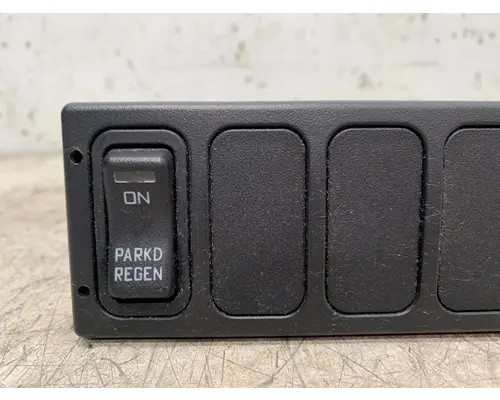 INTERNATIONAL Prostar Dash  Console Switch