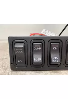 INTERNATIONAL Prostar Dash / Console Switch