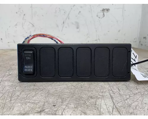 INTERNATIONAL Prostar Dash  Console Switch