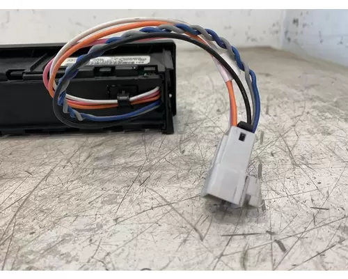 INTERNATIONAL Prostar Dash  Console Switch